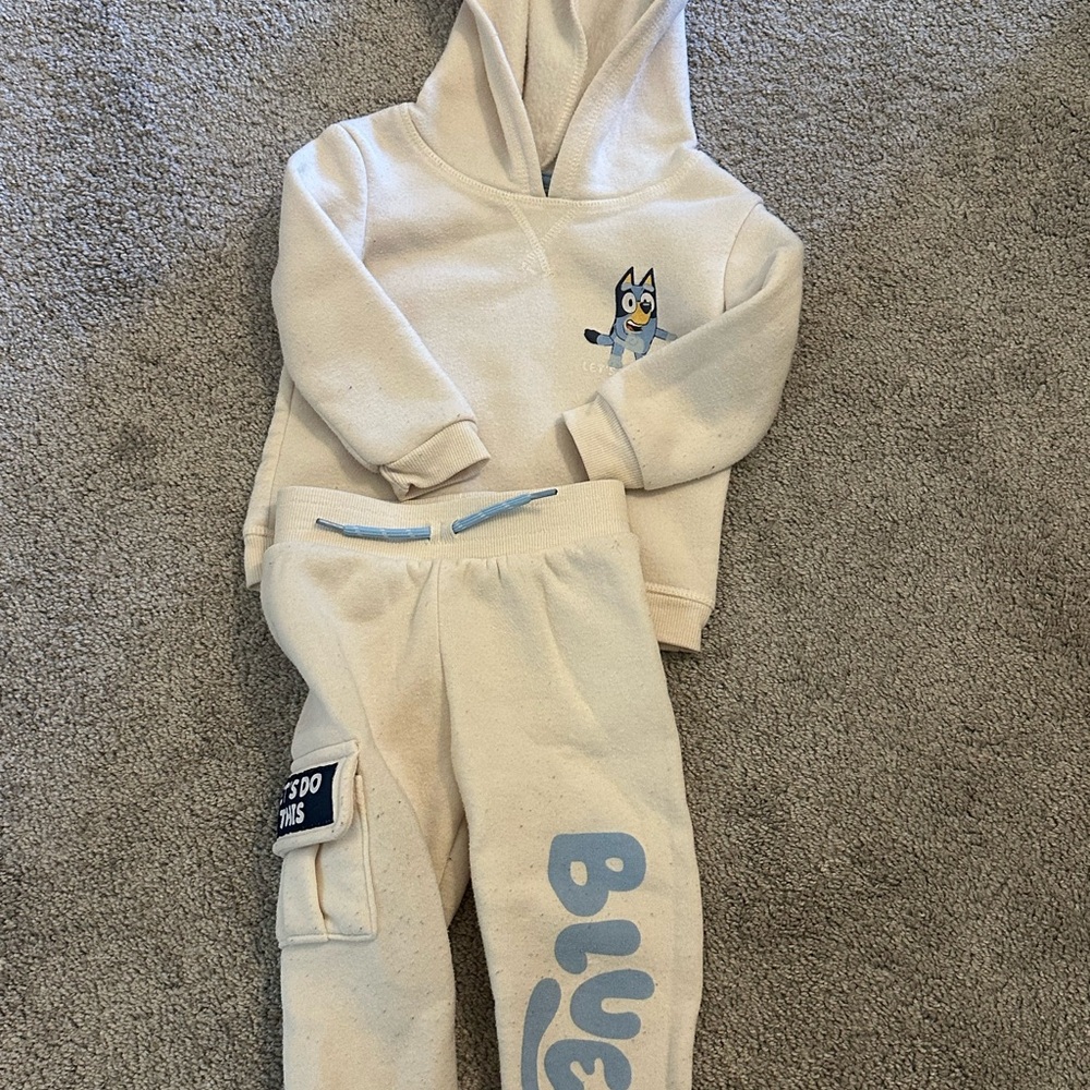 Bluey Cream Kids Jogger set 18month